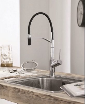 Learn to Decorate by Mixing Vintage and Modern Decor